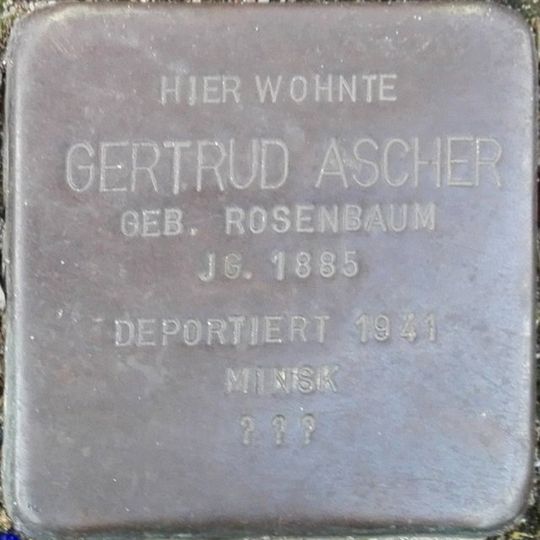 Stolperstein en memoria de Gertrud Ascher