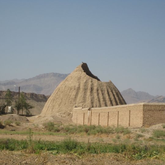 Jusheqan-e Estark Icehouse