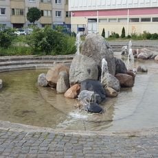 Findlingsbrunnen Gruna
