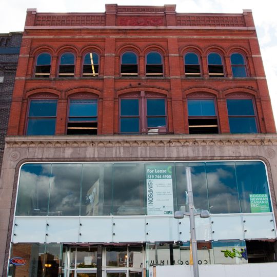 117 King Street West