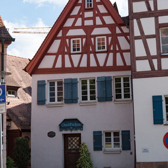 Martin-Luther-Platz 5