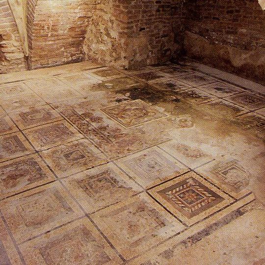 Domus e mosaico del Leone