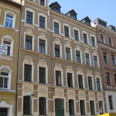 Mietshaus in geschlossener Bebauung Wittenberger Straße 2