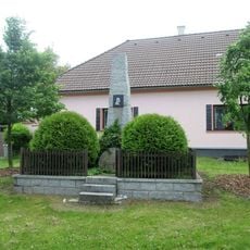 Památník ve Slatině