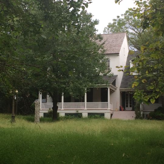 Brick House on the Pike