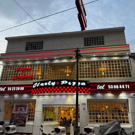 Charly Pizza