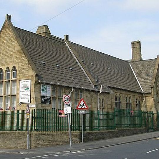 Barkerend School And Attached Shed And Boundary Wall