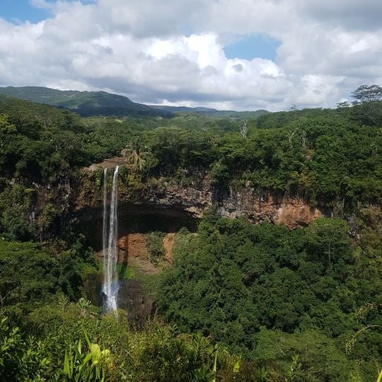 Alexandra Falls