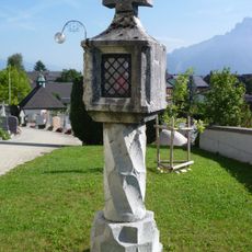 Lichtsäule auf dem Kirchhof