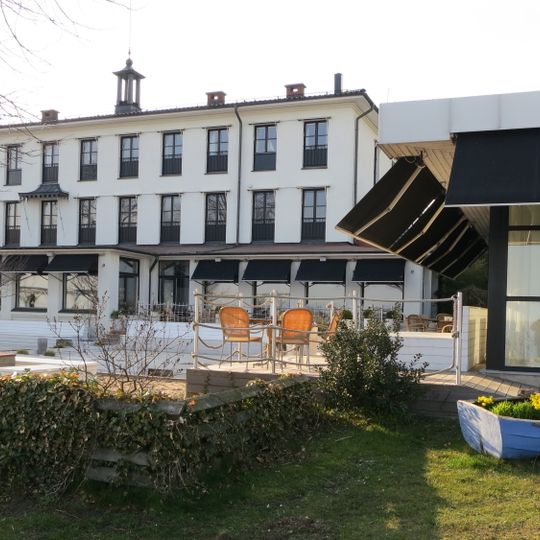 Ystad Saltsjöbad
