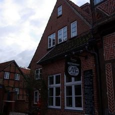 Wohn- und Geschäftshaus