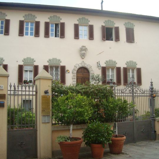 Palazzo Chiarini