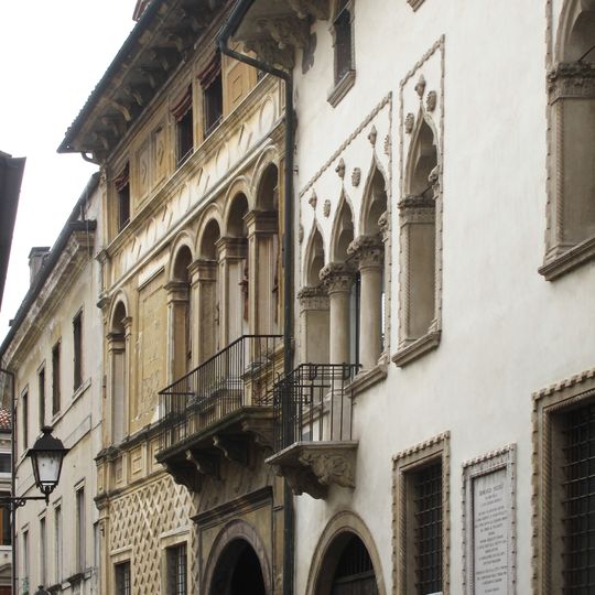Palazzo Arnaldi Tretti