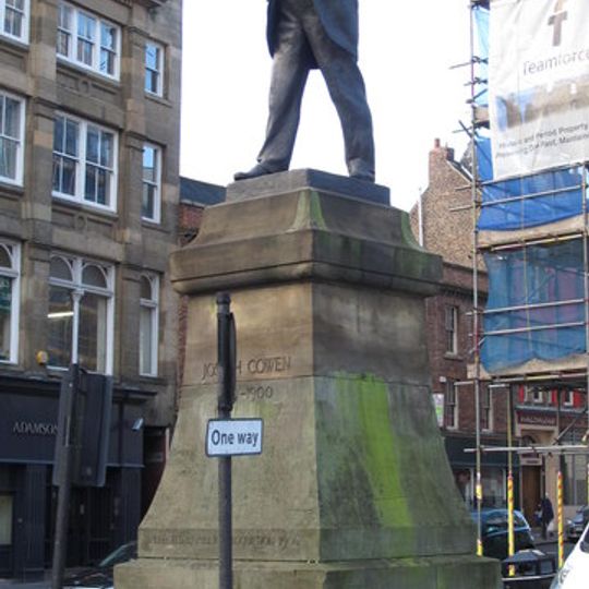 Statue of Joseph Cowen at Junction with Fenkle Street