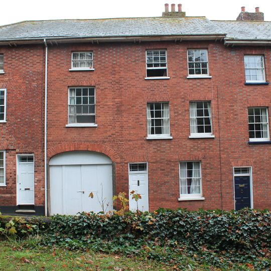 32-35, Bartholomew Street West