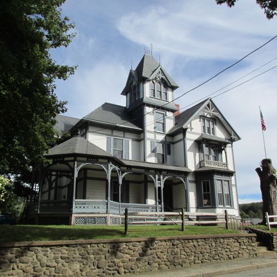 Alpha M. Cheney House