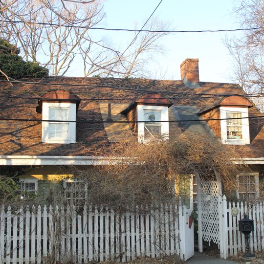 Lent Homestead and Cemetery