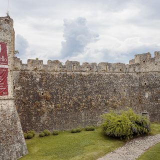 Castello angioino-aragonese