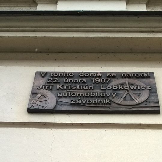 Pamětní deska Jiřímu Kristiánu Lobkowiczovi na domě Palackého 440 v Turnově