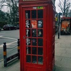 K2 Telephone Kiosk Outside Number 289