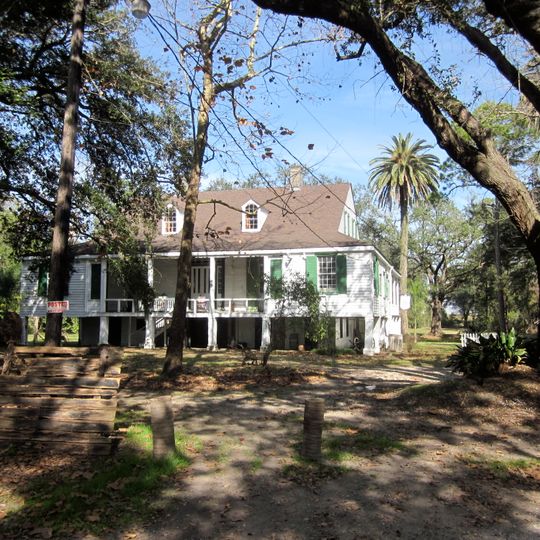 Magnolia Lane Plantation