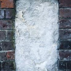 Milestone, 140yds S of jct with B1354