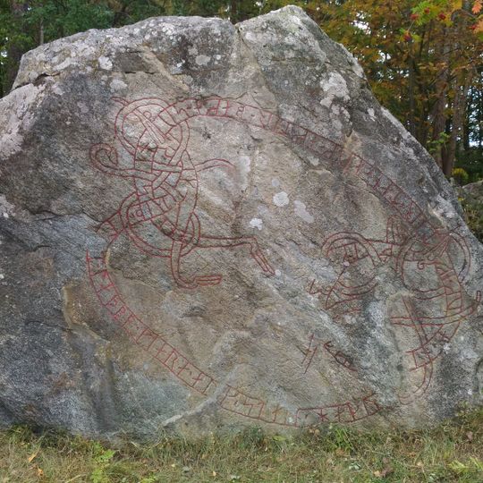 Upplands runinskrifter U 114