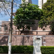 Imóvel à Rua Conceição Veloso, nº 186