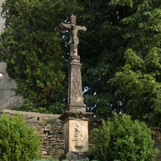 Kříž ve Vítkově u kostela Nanebevzetí Panny Marie