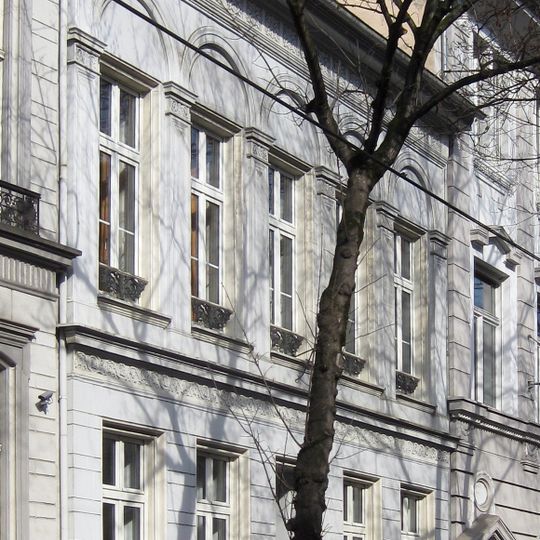 Thomas-Mann-Straße 32