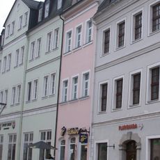 Wohnhaus in geschlossener Bebauung, mit Hinterhaus Markt 21