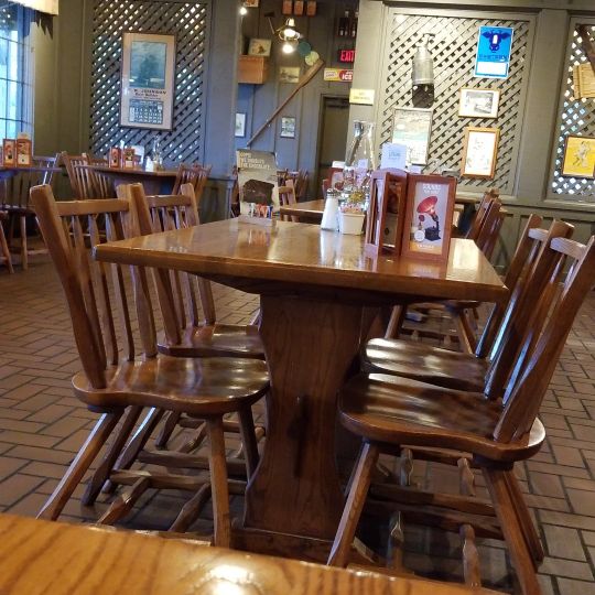 Cracker Barrel