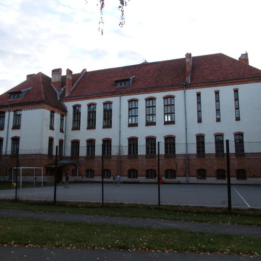 Skola