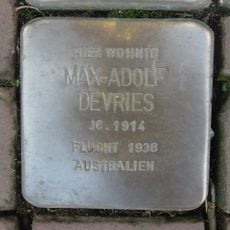 Max-Adolf Devries