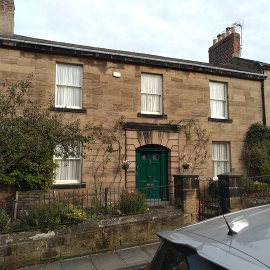 2 Lovaine Place, Percy Terrace