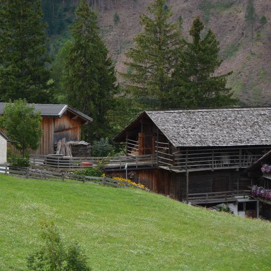 Wirtschaftsgebäude Klabiner