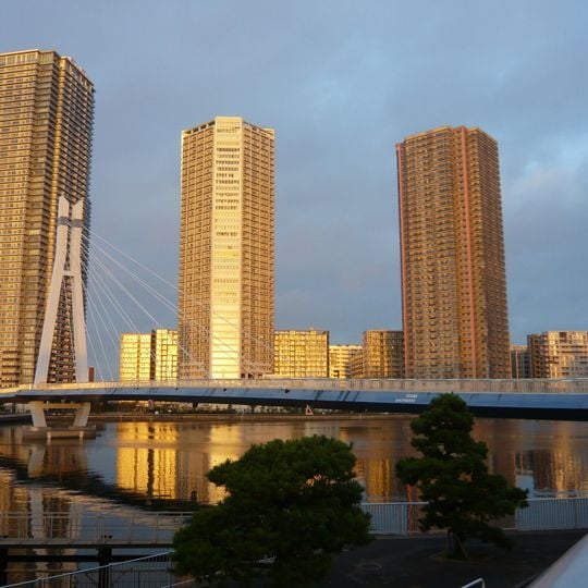 Tatsumi-sakura Bridge