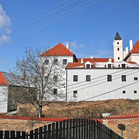 Zásmuky Castle