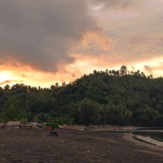 Pantai Simueng