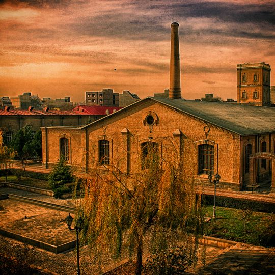 کارخانه چرم‌سازی