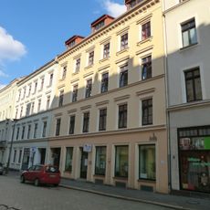 Mietshaus in geschlossener Bebauung Jakobstraße 8