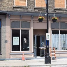 Mechanics Block (124 King Street West)