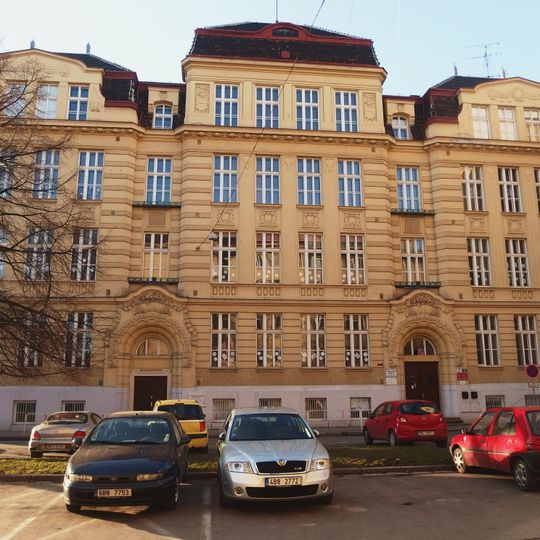 Základní škola Křenová