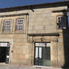 Prédio no Largo da Igreja de São Vicente, 1