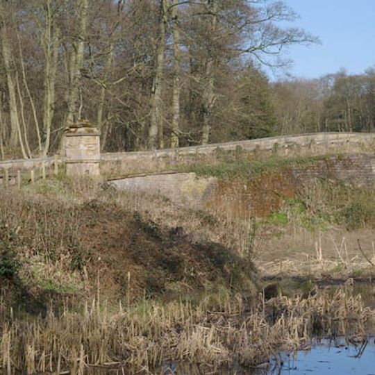 Bridge Over Avenue Ponds