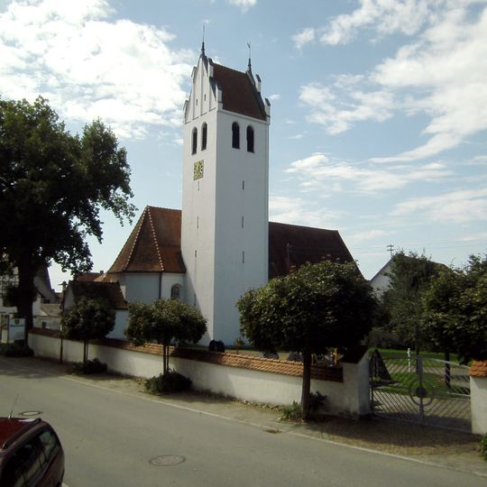 Eiche bei der Kirche