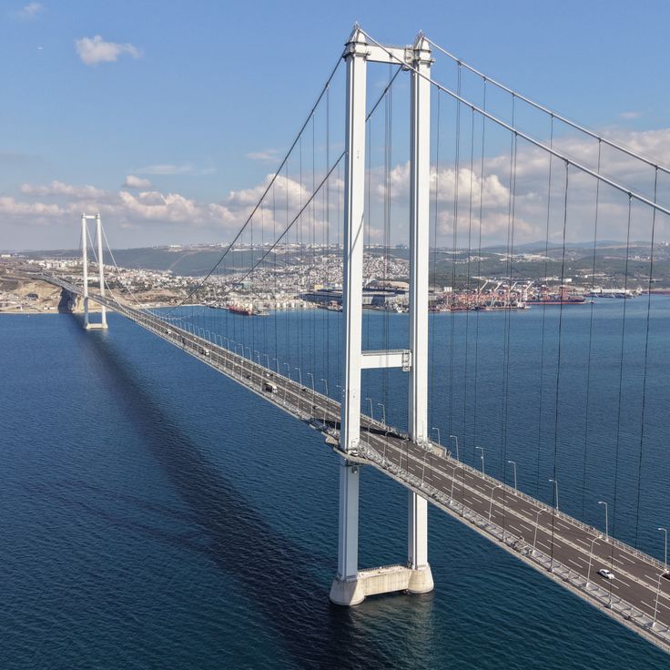 Osman Gazi-brug – 1550 m