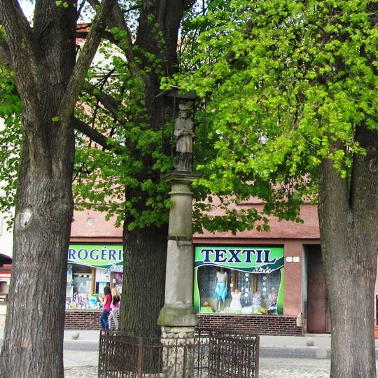 Socha sv. Jána Nepomuckého, socha