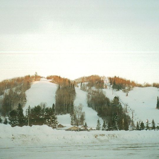 Searchmont Resort