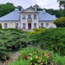 Manor in Izdebno Kościelne
